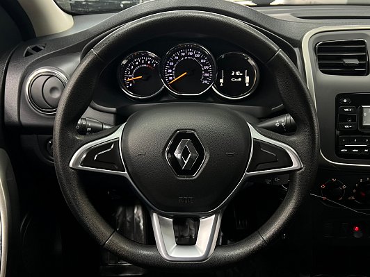 Renault Logan Stepway Life, 2019 года, пробег 93000 км