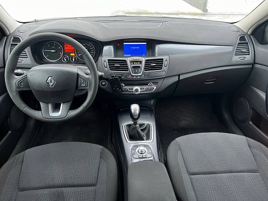 Renault Laguna, 2010 года, пробег 255455 км