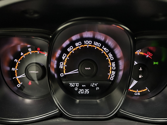 Lada (ВАЗ) Vesta Comfort, 2021 года, пробег 74410 км