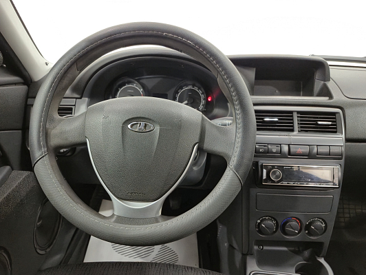 Lada (ВАЗ) Priora Standard 21702-40-050, 2017 года, пробег 147065 км