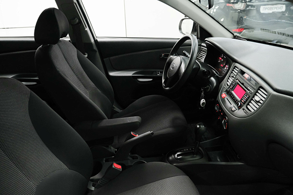 Kia Rio Comfort, 2011 года, пробег 199000 км