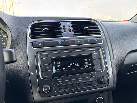 Volkswagen Polo SELECT, 2019 года, пробег 42017 км