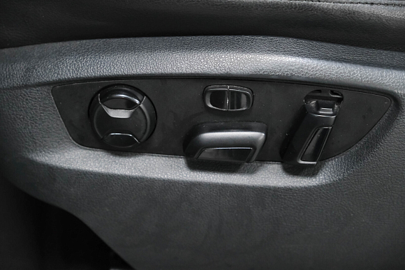 Volkswagen Touareg R-line, 2014 года, пробег 160000 км