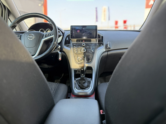 Opel Astra Cosmo, 2013 года, пробег 151200 км