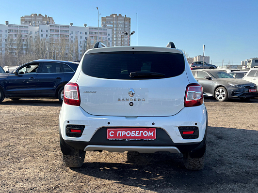 Renault Sandero Stepway Drive, 2019 года, пробег 112500 км