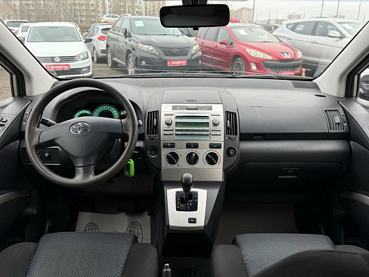 Toyota Corolla Verso, 2008 года, пробег 261118 км