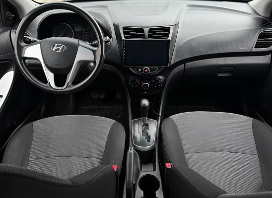 Hyundai Solaris Active, 2011 года, пробег 196955 км
