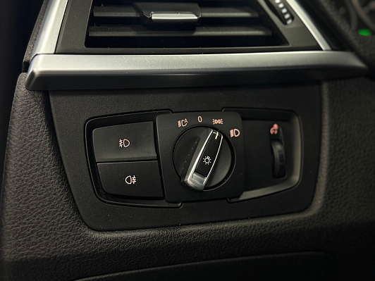 BMW 3 серии 318i Sport Line, 2017 года, пробег 193330 км