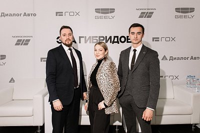 Компания «Диалог Авто» совместно с «Дарина медиа» провели выездную встречу