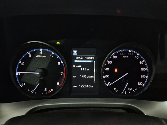 Toyota RAV4, 2017 года, пробег 122842 км