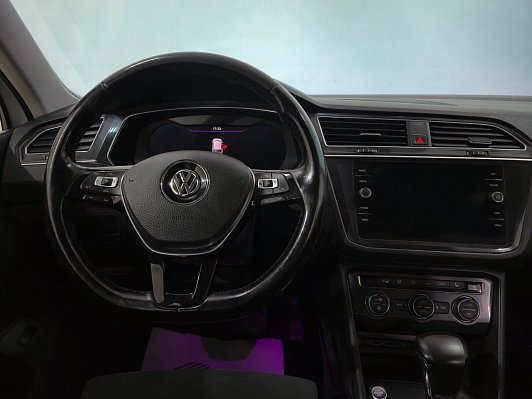 Volkswagen Tiguan Sportline, 2018 года, пробег 77405 км
