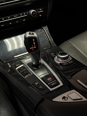 BMW 5 серии, 2014 года, пробег 246000 км