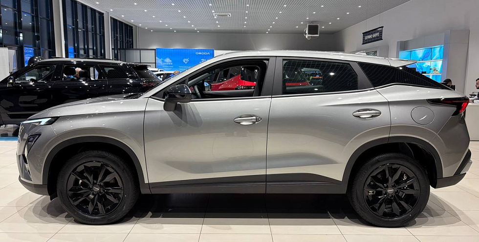 Omoda C5 Drive, серебряный