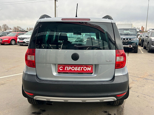 Skoda Yeti, 2011 года, пробег 120000 км