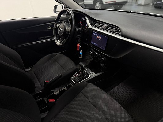 Kia Rio Comfort, 2021 года, пробег 59205 км