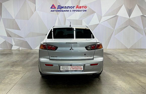 Mitsubishi Lancer Invite+, 2013 года, пробег 172113 км