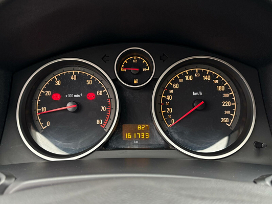 Opel Astra Enjoy, 2012 года, пробег 161680 км