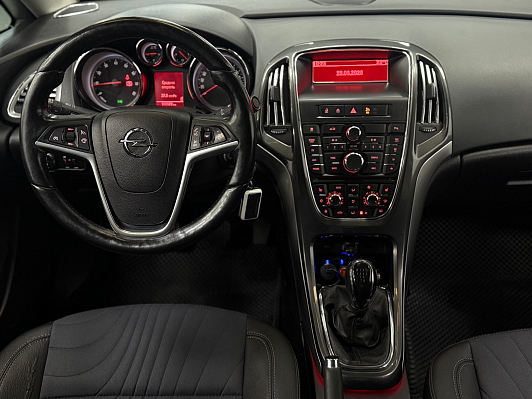 Opel Astra Cosmo, 2013 года, пробег 186525 км