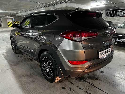 Hyundai Tucson, 2017 года, пробег 130000 км