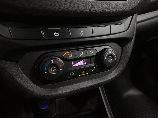 Lada (ВАЗ) Vesta Luxe EnjoY Pro Prestige, 2016 года, пробег 154030 км