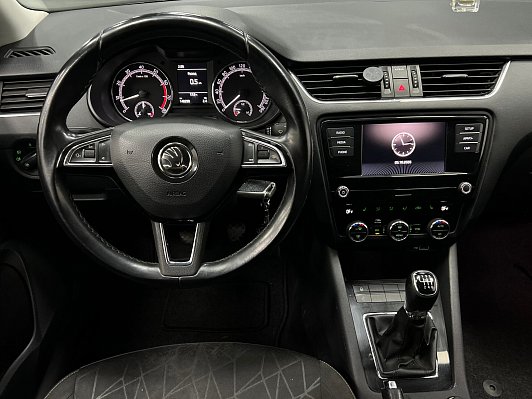 Skoda Octavia Hockey Edition, 2018 года, пробег 140290 км