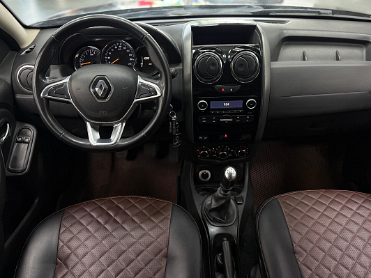 Renault Duster Life, 2020 года, пробег 100000 км