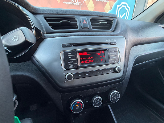 Kia Rio Luxe, 2016 года, пробег 97504 км