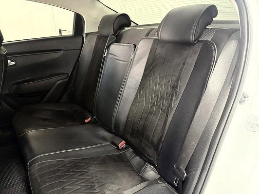 Kia Rio Лига Европы(2019), 2017 года, пробег 68154 км
