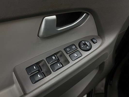 Kia Sportage Luxe, 2011 года, пробег 122300 км