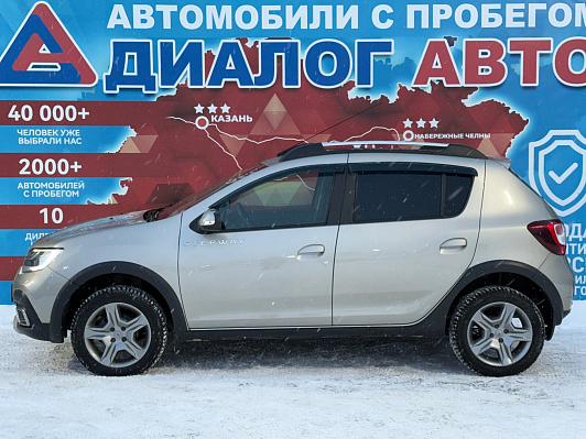 Renault Sandero Stepway Life, 2020 года, пробег 70800 км
