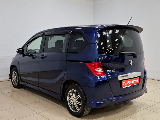 Honda Freed, 2009 года, пробег 220130 км