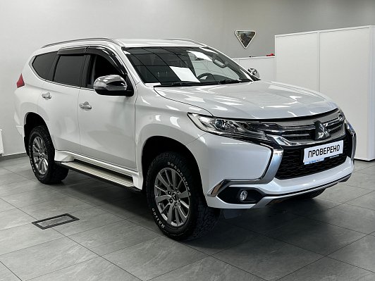 Mitsubishi Pajero Sport Instyle, 2019 года, пробег 203000 км