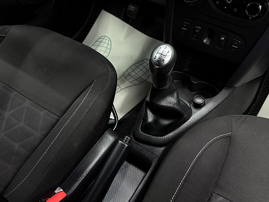 Renault Sandero Privilege, 2015 года, пробег 102463 км