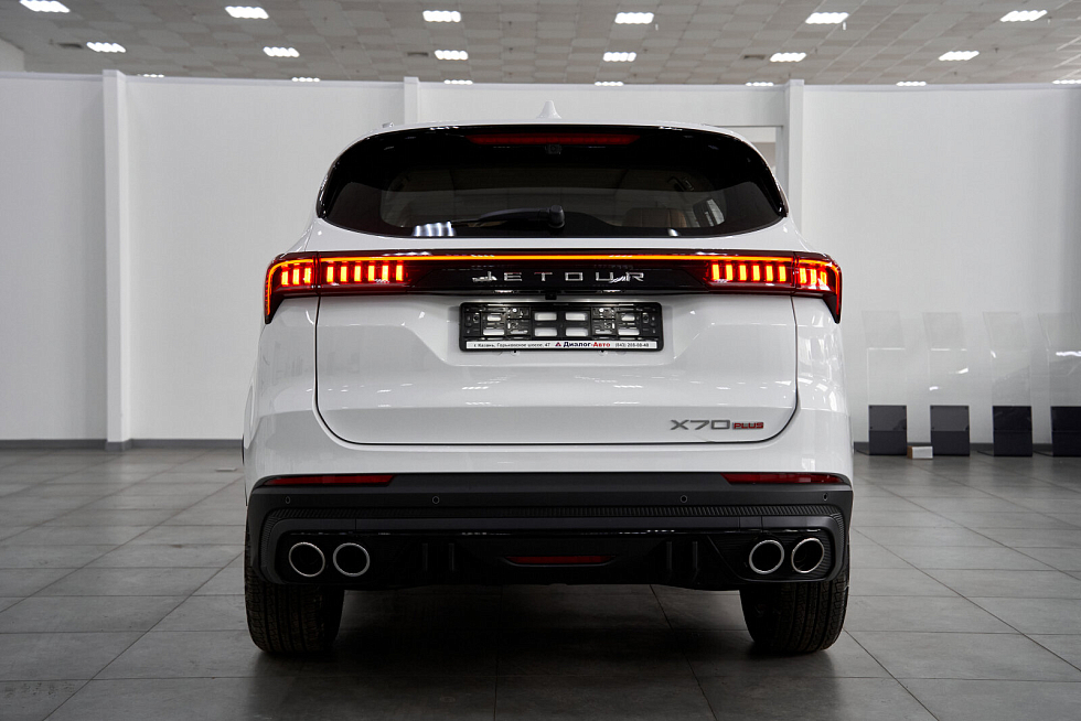 JETOUR X70 PLUS Luxury, белый
