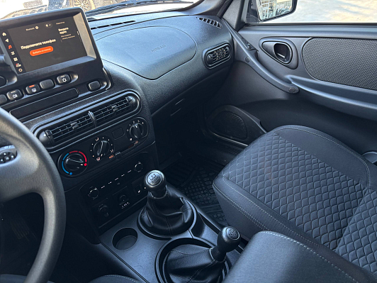 Lada (ВАЗ) Niva Travel BLACK'24, 2025 года, пробег 9210 км