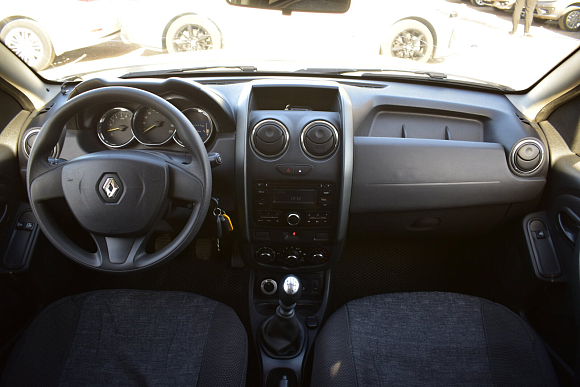 Renault Duster Expression, 2016 года, пробег 188000 км