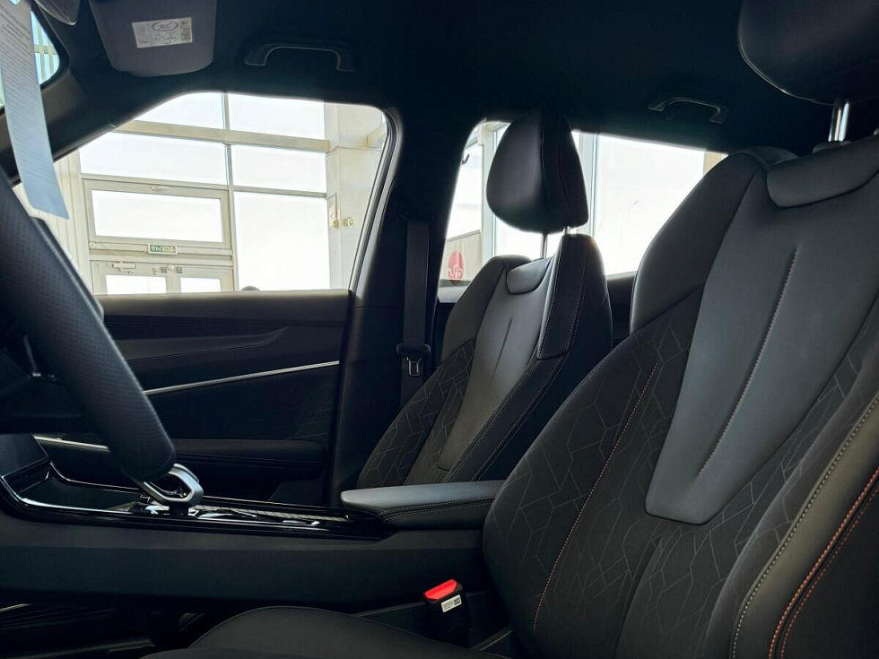 Geely Cityray Люкс, белый