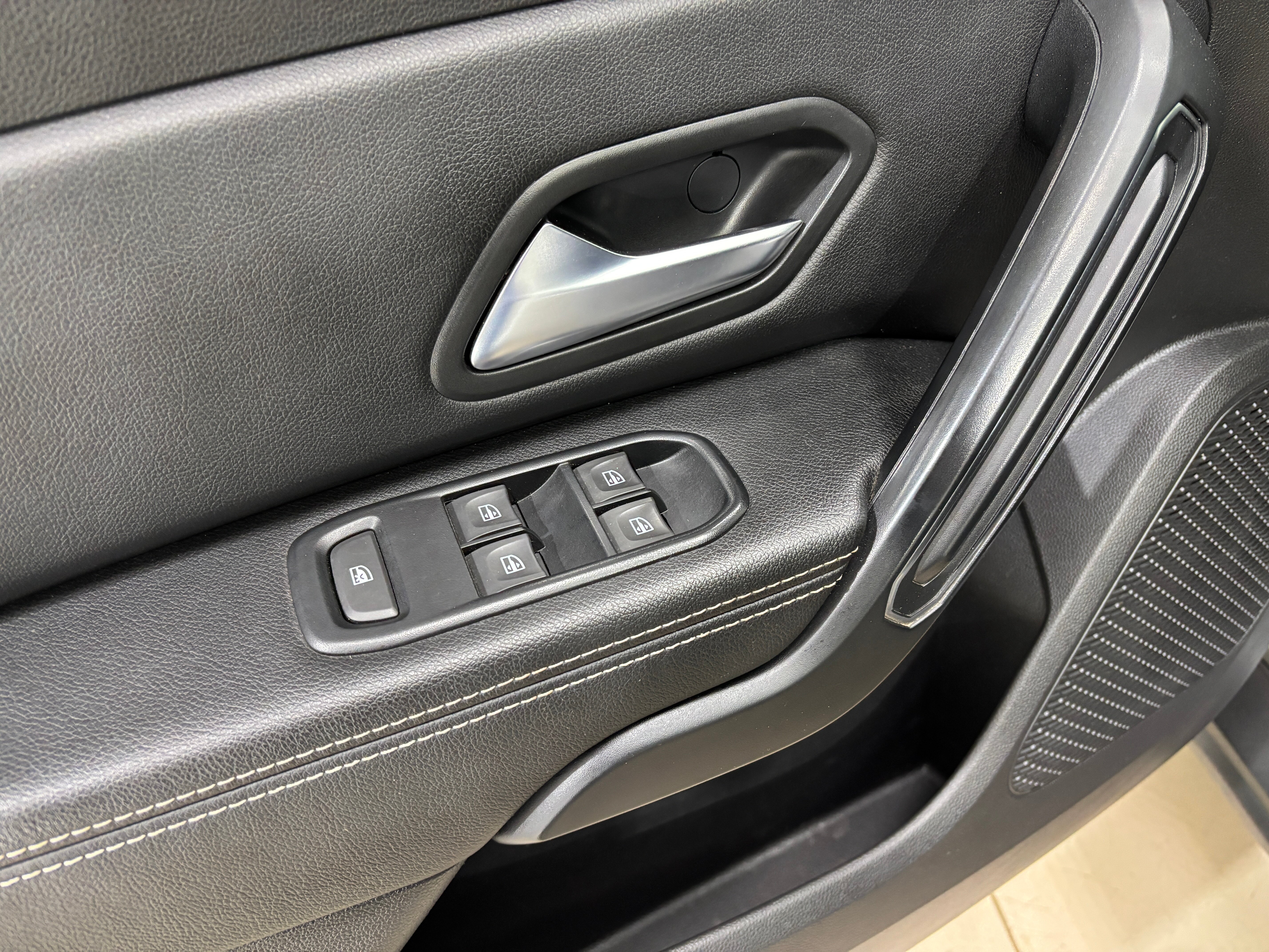 Renault Duster Style, 2021 года, пробег 104337 км