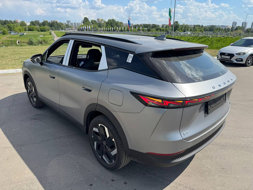 Omoda C7 , серый