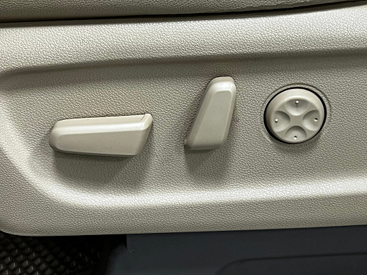 Kia Carnival, 2018 года, пробег 117953 км