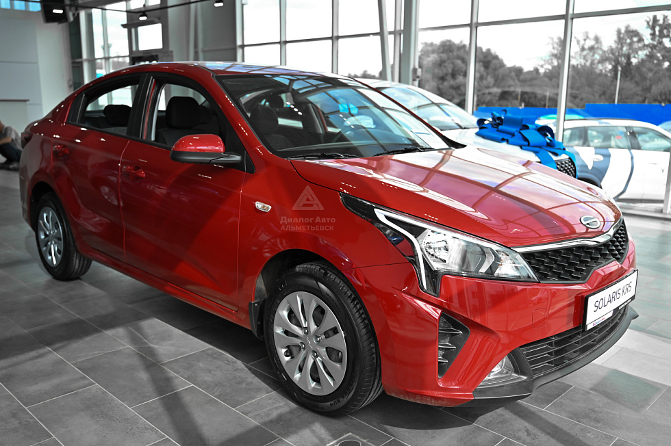 Solaris KRS Luxe AV, красный