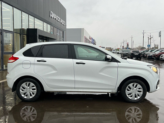 Lada (ВАЗ) XRAY Comfort, 2018 года, пробег 104135 км