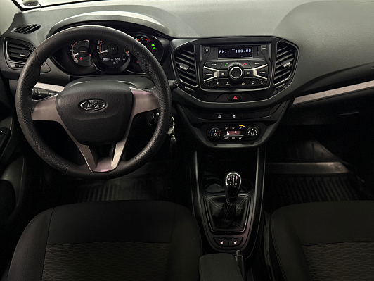 Lada (ВАЗ) Vesta Comfort Light, 2017 года, пробег 191000 км