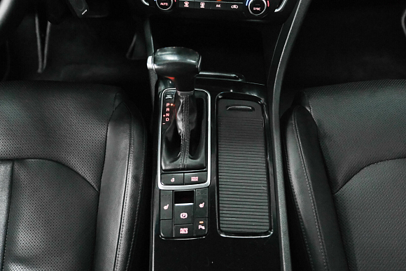 Kia Optima Luxe, 2018 года, пробег 171796 км