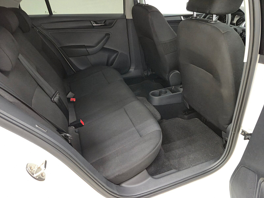 Skoda Rapid Entry, 2018 года, пробег 104049 км