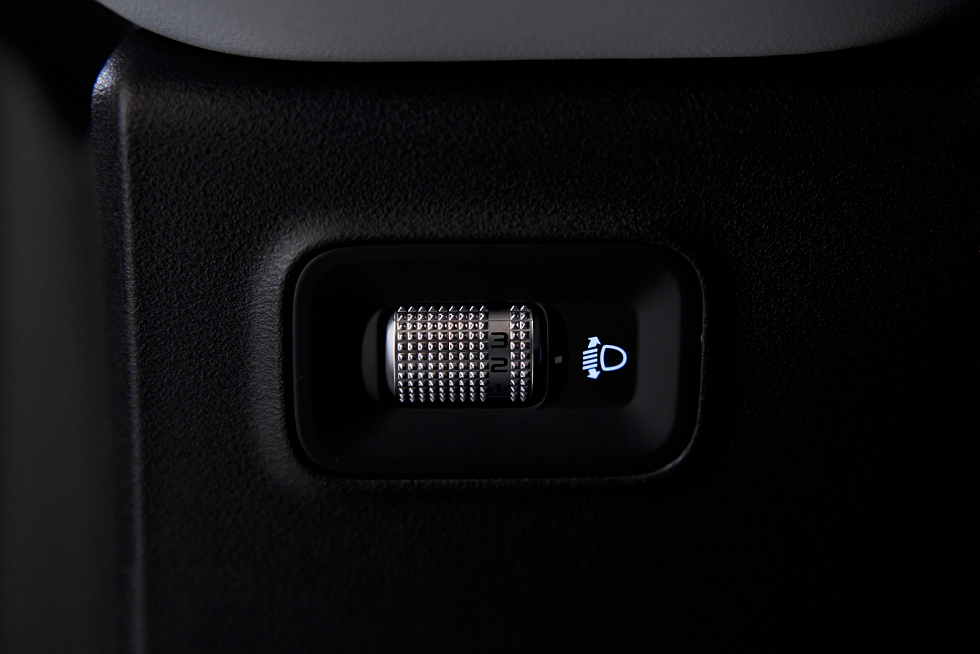 Geely Atlas Flagship Sport, серый