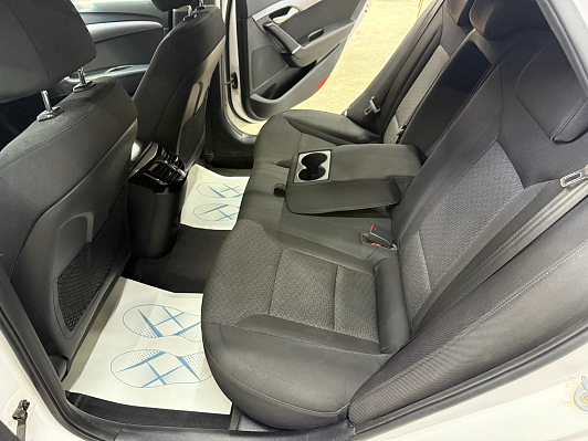 Hyundai i40 Comfort, 2015 года, пробег 204877 км