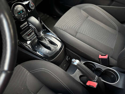 Ford Fiesta Titanium, 2016 года, пробег 126121 км