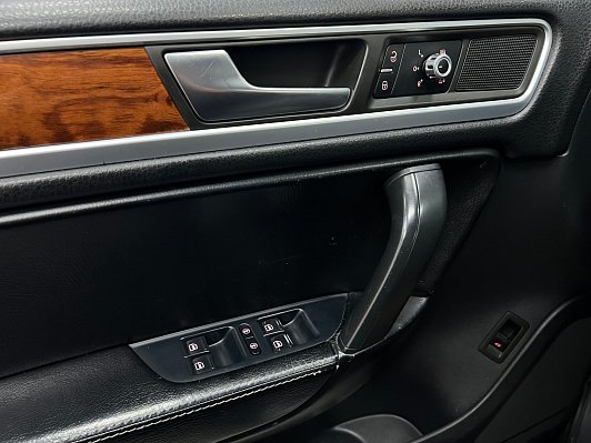 Volkswagen Touareg, 2010 года, пробег 344585 км