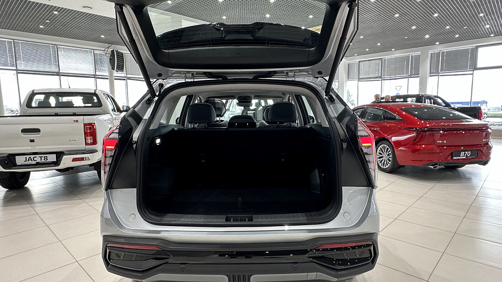 Geely Atlas Flagship Sport, серебряный